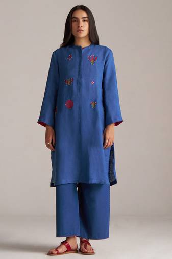 blue linen co-ord set with jamdani inspired embroidery