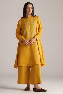 yolk yellow linen co-ord set with jamdani inspired embroidery 1