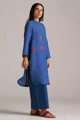 blue linen co-ord set with jamdani inspired embroidery