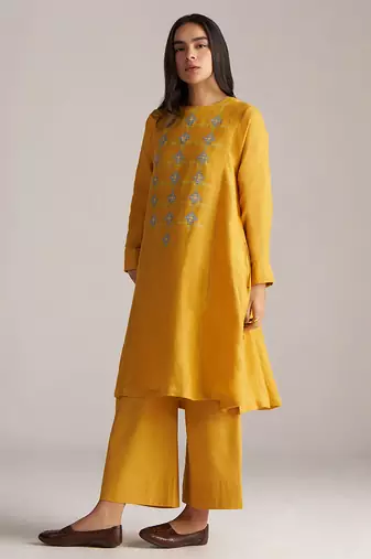yolk yellow linen co-ord set with jamdani inspired embroidery