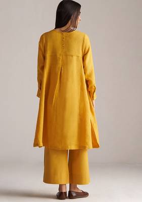 yolk yellow linen co-ord set with jamdani inspired embroidery 5