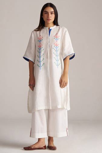 white linen co-ord set with jamdani inspired embroidery