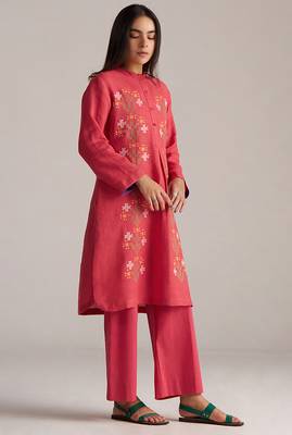 claret red linen co-ord set with jamdani inspired embroidery 3