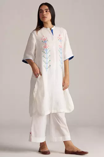 white linen co-ord set with jamdani inspired embroidery