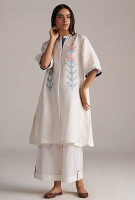 white linen co-ord set with jamdani inspired embroidery 4