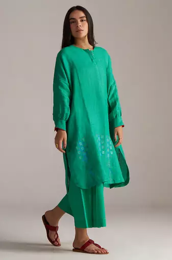 simply green linen co-ord set with jamdani inspired detailing