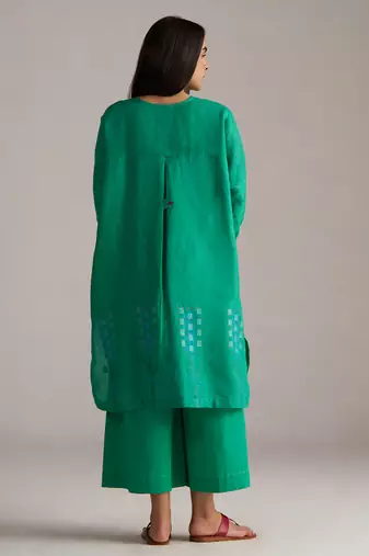 simply green linen co-ord set with jamdani inspired detailing