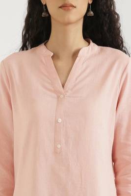 salmon pink plain airy cotton short kurti with mandarin collar 5