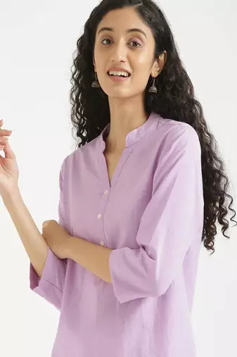 women lilac cotton short kurti with mandarin collar