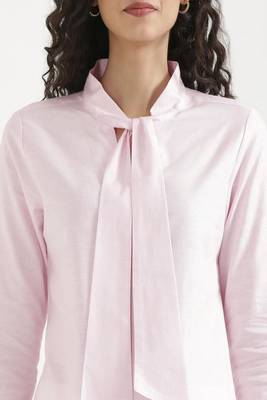 blush pink plain linen blend kurti with tie-up neck style 4