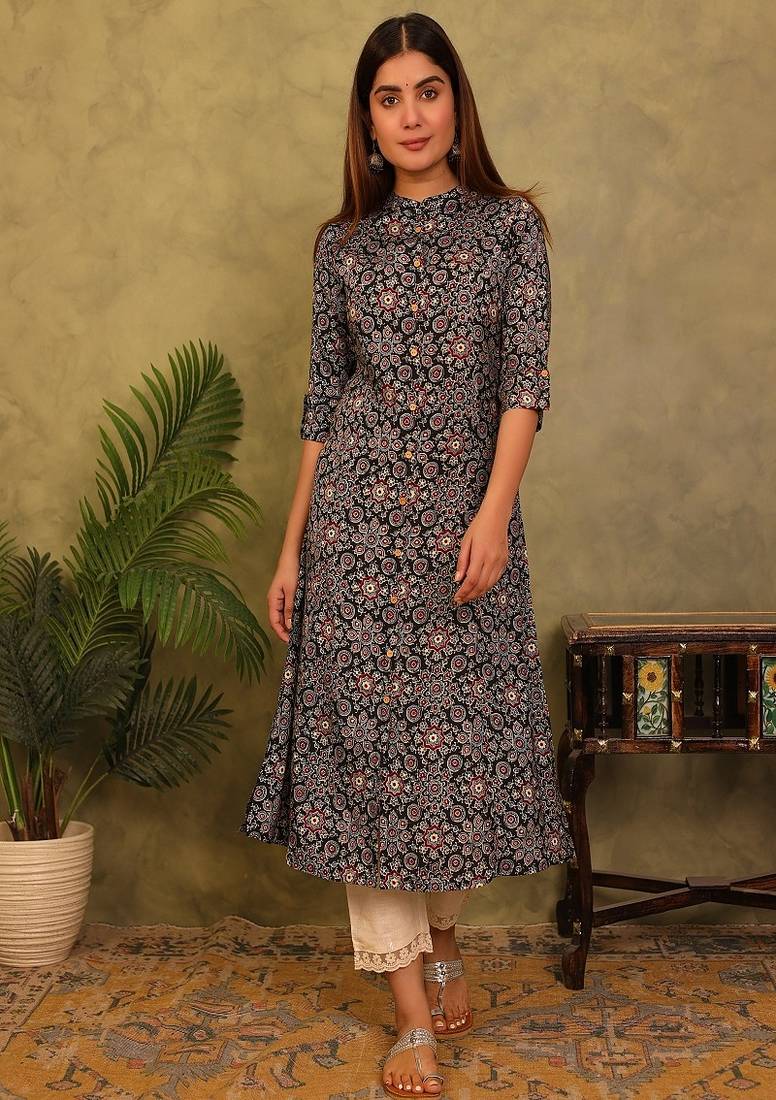 Styllow women printed viscose rayon a-line kurta (black)