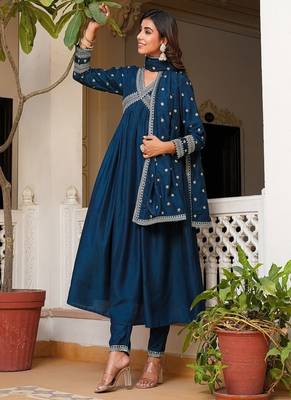 blue embroidered muslin anarkali suit with dupatta 3