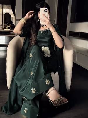 Black crep silk embroidery work farshi salwar kameez with dupatta size up to 42 3