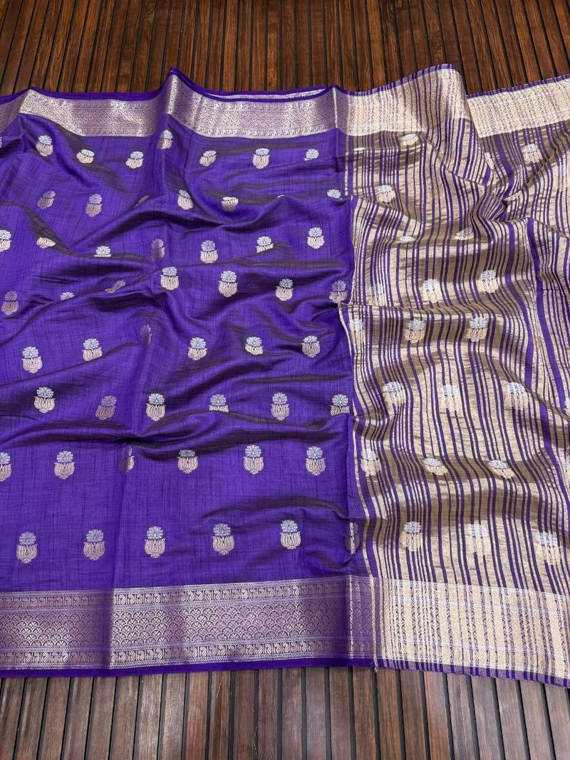 Purple Color Jaqurad Weaving Lotus Butti  Work  Tuser Silk Saree