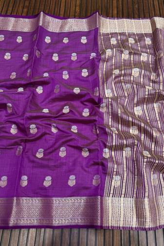 Magenta Color Jaqurad Weaving Lotus Butti  Work  Tuser Silk Saree