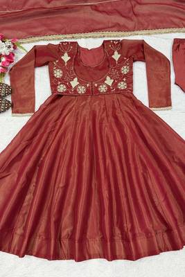 Rust cosmos silk maxi anarkali with koti & pent set 5