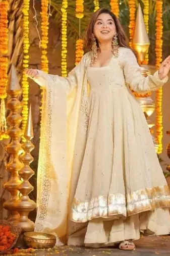 Cream chinnon kurti with palazzo & foil print dupatta