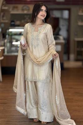 White  Roman Glass Silk sequins salwar kamees 3
