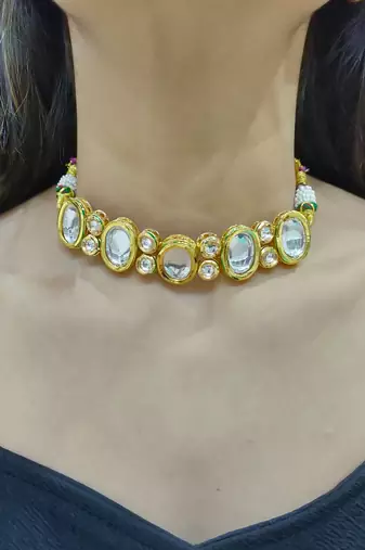 Gunjan kundan choker set with maangtika