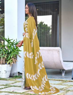 Mehendi block print soft pure cotton saree with blouse. 3