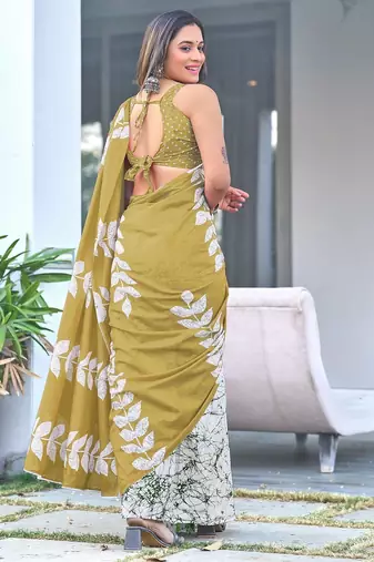 Mehendi block print soft pure cotton saree with blouse.