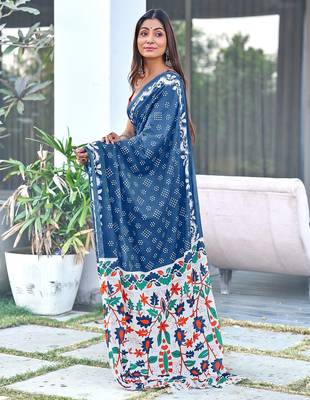 Blue block print soft pure cotton saree with blouse. 3