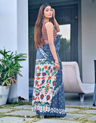 Blue block print soft pure cotton saree with blouse. 4
