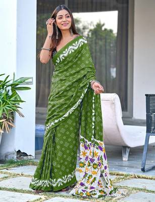 Green block print soft pure cotton saree with blouse. 1
