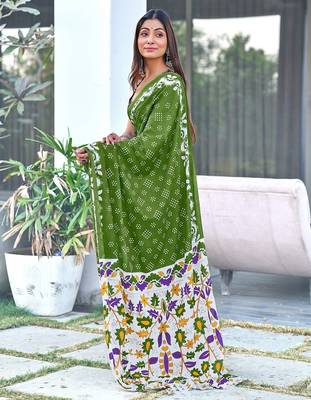 Green block print soft pure cotton saree with blouse. 3