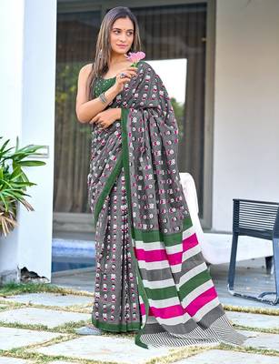 Grey block print soft pure cotton saree with blouse. 1