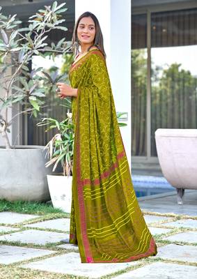 Mehendi block print soft pure cotton saree with blouse. 3