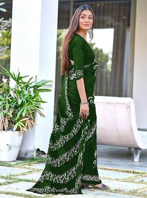 Dark green block print soft pure cotton saree with blouse. 4