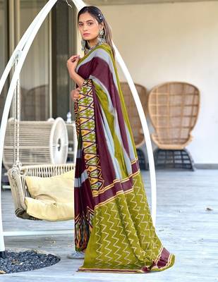 Mehendi ikkat print soft pure cotton saree with blouse. 3