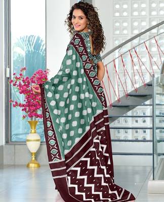Light green ikkat print soft pure cotton saree with blouse. 4