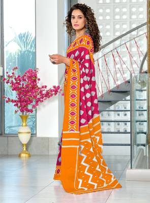Pink ikkat print soft pure cotton saree with blouse. 3