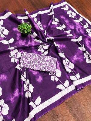 Purple floral print soft pure cotton saree with blouse. 5
