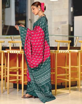Pink floral print soft pure cotton saree with blouse. 3