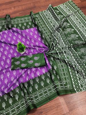 Purple floral print soft pure cotton saree with blouse. 5
