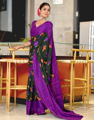 Dark green floral, bandhani print mulmul cotton saree with blouse. 1