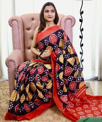 Black ikkat print mulmul cotton saree with blouse. 3