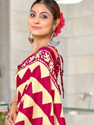 Pink zigzag, block print mulmul cotton saree with blouse. 2
