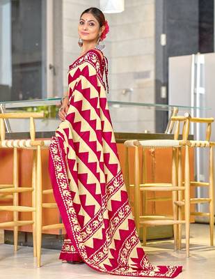 Pink zigzag, block print mulmul cotton saree with blouse. 3