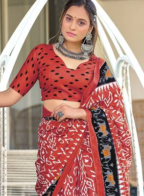 Peach ikkat print mulmul cotton saree with blouse. 2