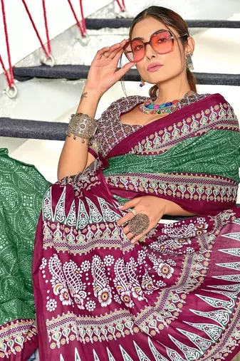 Green bandhani print mulmul cotton saree with blouse.