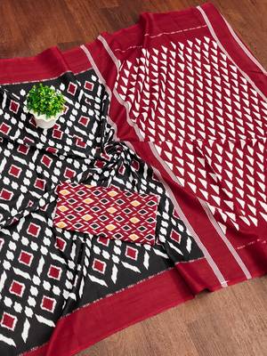 Black ikkat print mulmul cotton saree with blouse. 5