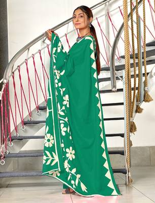 Green floral print mulmul cotton saree with blouse. 3