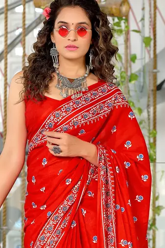 Red floral print mulmul cotton saree with blouse.