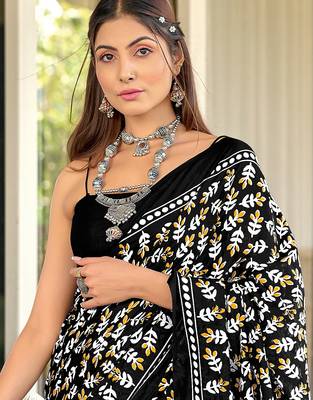 Black floral print mulmul cotton saree with blouse. 2