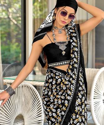 Black floral print mulmul cotton saree with blouse. 3