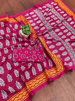 Pink floral print mulmul cotton saree with blouse. 5